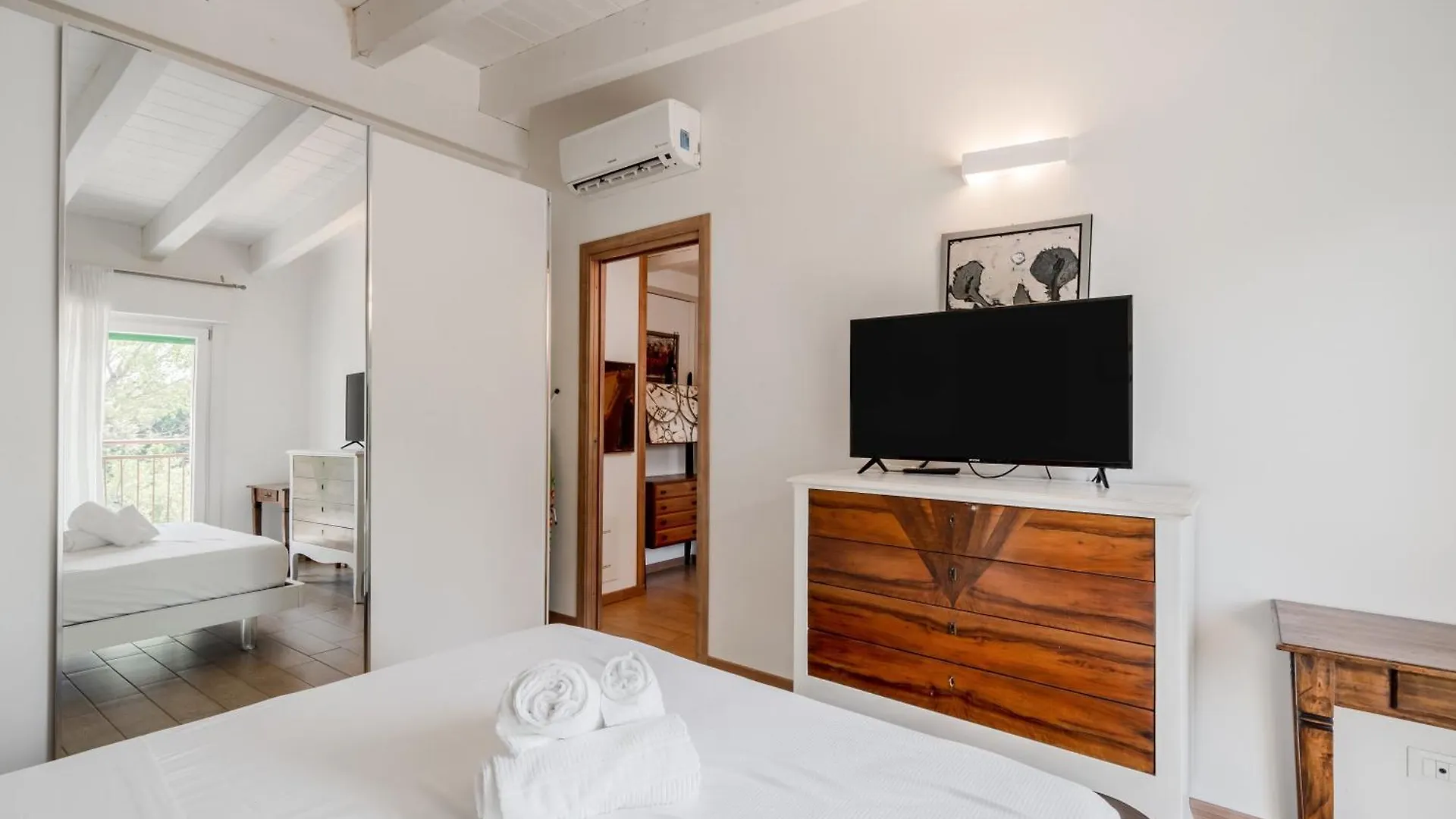 Porto Di Mare Bilo & Mono Apartments Milan